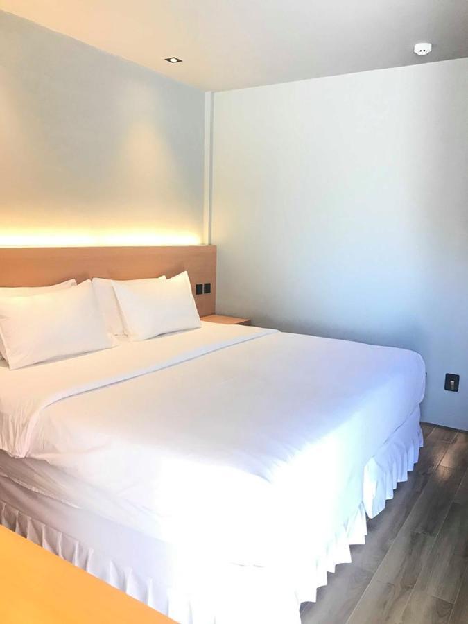 Mayfair Resort Панглао Екстериор снимка